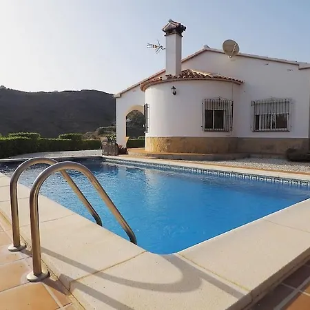Vakantiehuis Casa Lantana: With Private Pool *