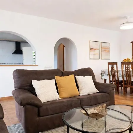 Casa Lantana: With Private Pool Vakantiehuis Arenas (Malaga)