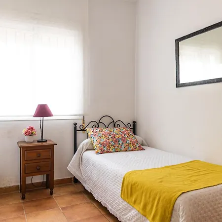 Casa Lantana: With Private Pool Arenas (Malaga)